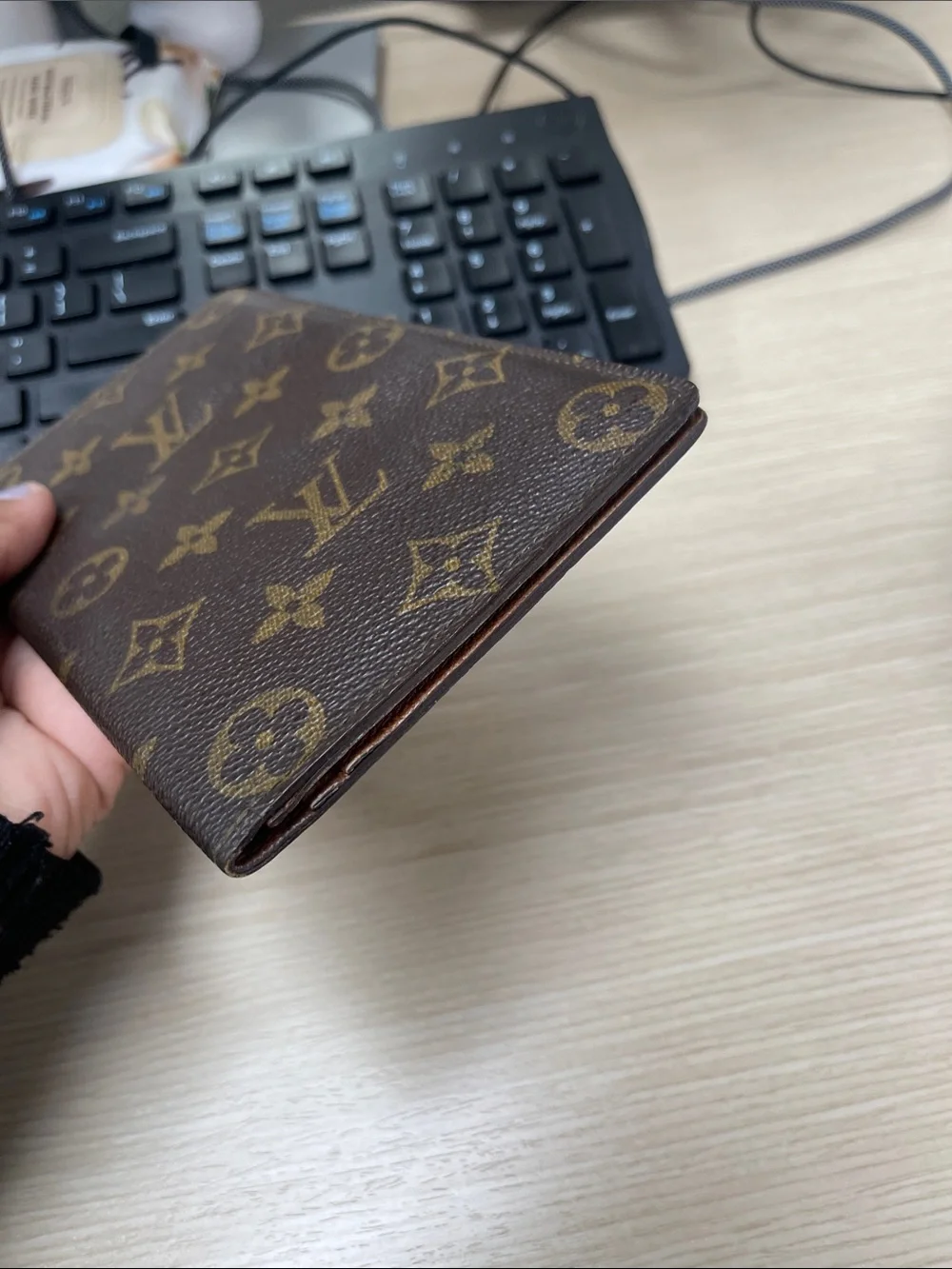 Louis Vuitton Vintage Monogram Card /Passport Holder EUC With COA